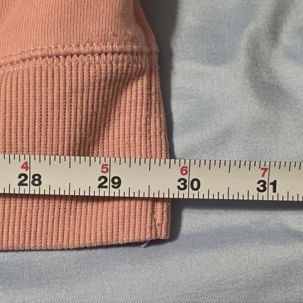 Terra & Sky Pink Crewneck with Leopard Graphic - Picture 3 of 5